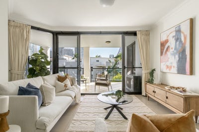 /international/au/39-161-main-street-kangaroo-point-qld-151005436/