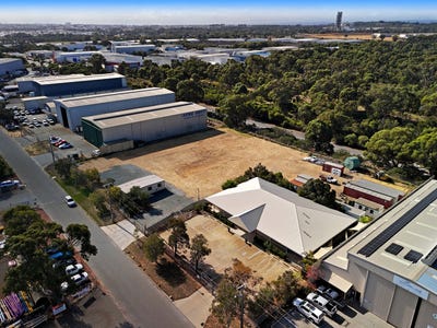 /international/au/17-possner-way-henderson-wa-505173292/