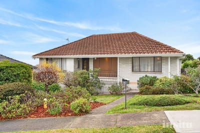 /international/au/10-aruma-street-mornington-tas-151548968/