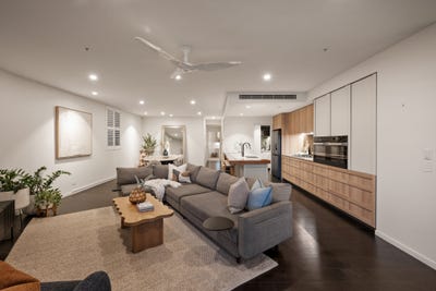 /international/au/30903-21-mollison-street-west-end-qld-152639004/