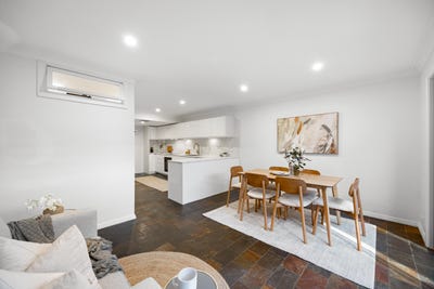 /international/au/28-halls-place-adelaide-sa-150918036/