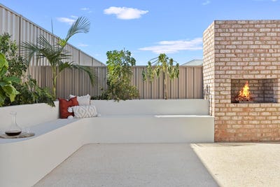 /international/au/20-broadgate-boulevard-yanchep-wa-151353656/