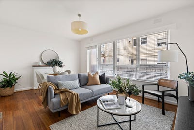 /international/au/4-191-brighton-road-elwood-vic-151309668/