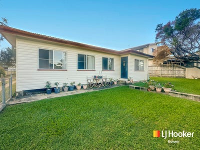 /international/au/54-poole-street-bowen-qld-151269844/