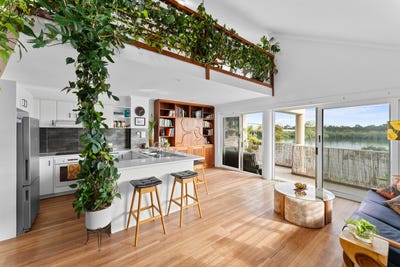 /international/au/7-205-bradman-avenue-maroochydore-qld-150897916/
