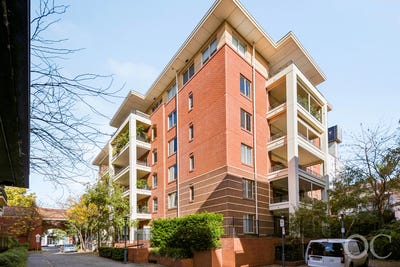 /international/au/5-7-liberman-close-adelaide-sa-151267676/