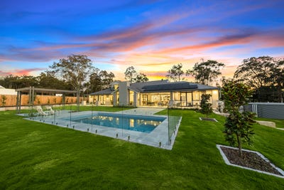 /international/au/2-hinterland-place-cattai-nsw-152129416/