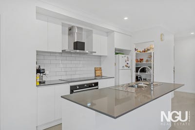/international/au/3-brookvale-street-chambers-flat-qld-150990500/