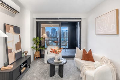 /international/au/1215-8-pearl-river-road-docklands-vic-151269940/