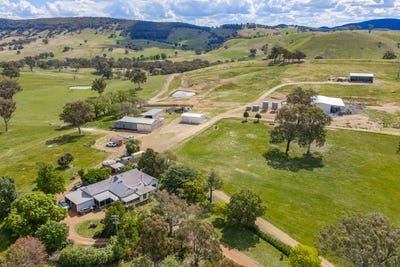 /international/au/229-wallaces-lane-panuara-nsw-700428860/