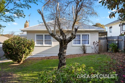 /international/au/79-victoria-street-korumburra-vic-152456744/