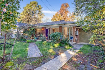 /international/au/20-nelson-avenue-wentworth-falls-nsw-151400296/