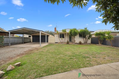 /international/au/14-michel-street-shepparton-vic-148282424/