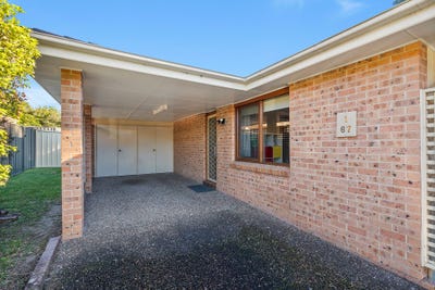 /international/au/1-67-page-avenue-north-nowra-nsw-151495900/