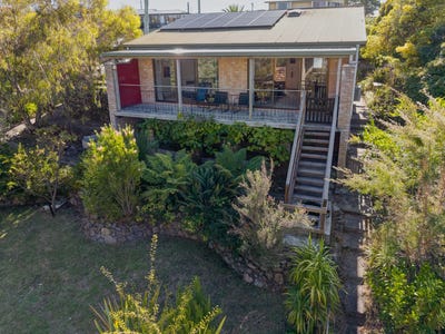 /international/au/31-lawry-heights-st-helens-tas-150648960/