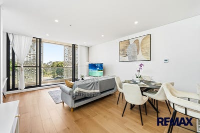 /international/au/3094-6-eustace-street-rouse-hill-nsw-152613004/