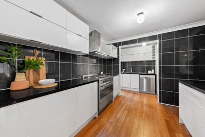 /international/au/29-bindowan-crescent-maryland-nsw-150968344/