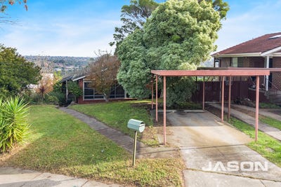 /international/au/8-fraser-court-jacana-vic-151353496/