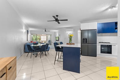 /international/au/1721-2-10-greenslopes-street-cairns-north-qld-148376280/