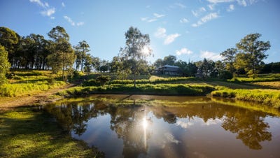 /international/au/209-ballard-road-imbil-qld-148108984/