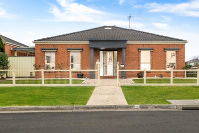 /international/au/23-mackie-close-hamlyn-heights-vic-148632680/
