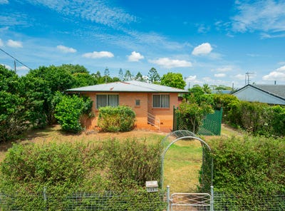 /international/au/11-wieck-street-newtown-qld-151261200/