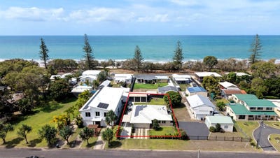 /international/au/10-macadamia-court-woodgate-qld-152592136/