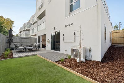 /international/au/g08-330-manningham-road-doncaster-vic-150612952/