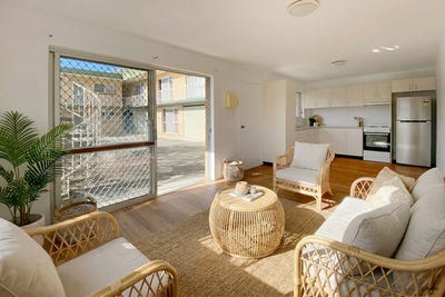 /international/au/3-34-coolangatta-road-coolangatta-qld-151367948/