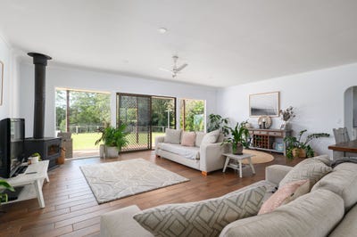 /international/au/1528-cooroy-belli-creek-road-ridgewood-qld-148589964/?lang=de