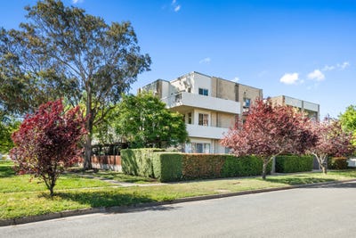 /international/au/7-123-lowanna-street-braddon-act-152579640/