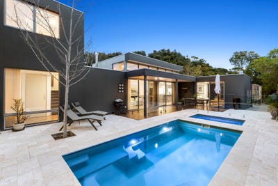 /international/au/119-sheepwash-road-barwon-heads-vic-152484820/