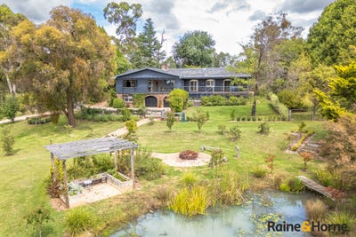 /international/au/69-old-gostwyck-road-armidale-nsw-700367164/?lang=en