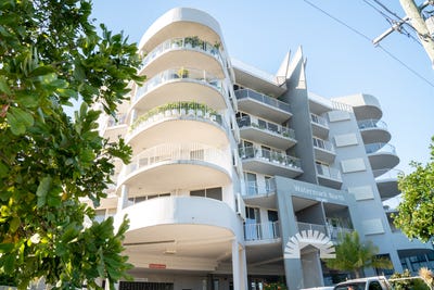 /international/au/9-76-78-john-street-redcliffe-qld-151941172/