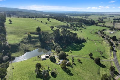 /international/au/370-morwell-thorpdale-road-driffield-vic-700408192/