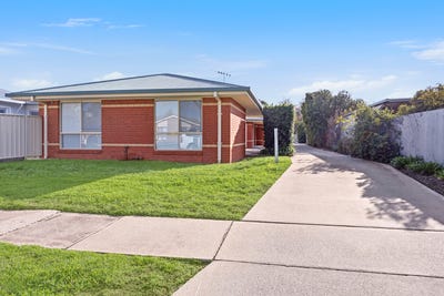 /international/au/1-98-rutherford-street-swan-hill-vic-151515872/