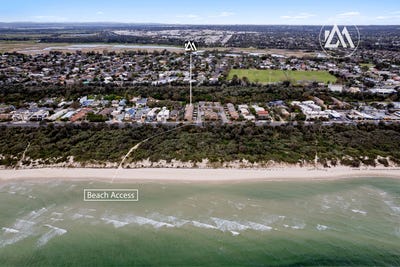 /international/au/36-99-101-nepean-highway-seaford-vic-152605416/