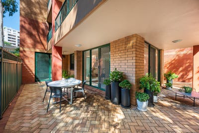 /international/au/2-2-26-wattle-crescent-pyrmont-nsw-152557216/