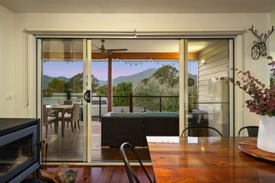 /international/au/10-fiddleback-drive-tawonga-south-vic-150716588/
