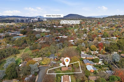 /international/au/10-philp-place-curtin-act-151331396/