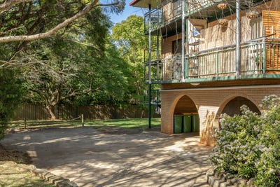 /international/au/5-14-mirle-street-newtown-qld-151355860/