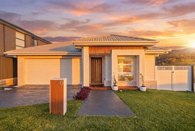 /international/au/69-bristlebird-drive-calderwood-nsw-151544020/