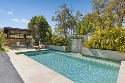 /international/au/41-studio-drive-oxenford-qld-152546024/