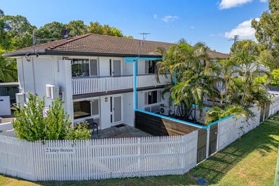 /international/au/2-2-isley-street-north-ward-qld-151034748/