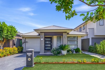 /international/au/28-farm-cove-street-gregory-hills-nsw-152524540/