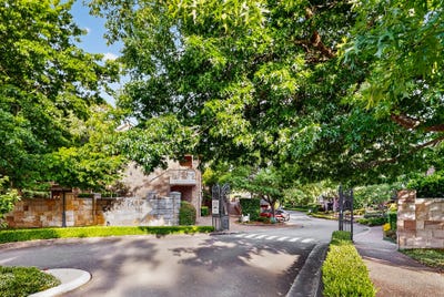 /international/au/381-bobbin-head-road-north-turramurra-nsw-152608984/