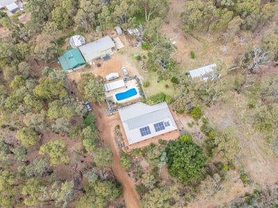 /international/au/160-bambrook-street-sawyers-valley-wa-151025836/