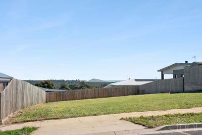 /international/au/46-smith-street-daylesford-vic-204476896/