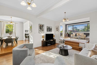 /international/au/1-17-station-street-naremburn-nsw-151204876/