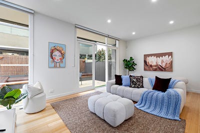 /international/au/33b-park-street-st-kilda-west-vic-151512960/